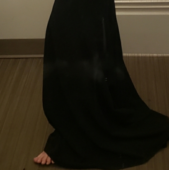 Betsy Adam long one shoulder gown size 8 - Picture 3 of 5